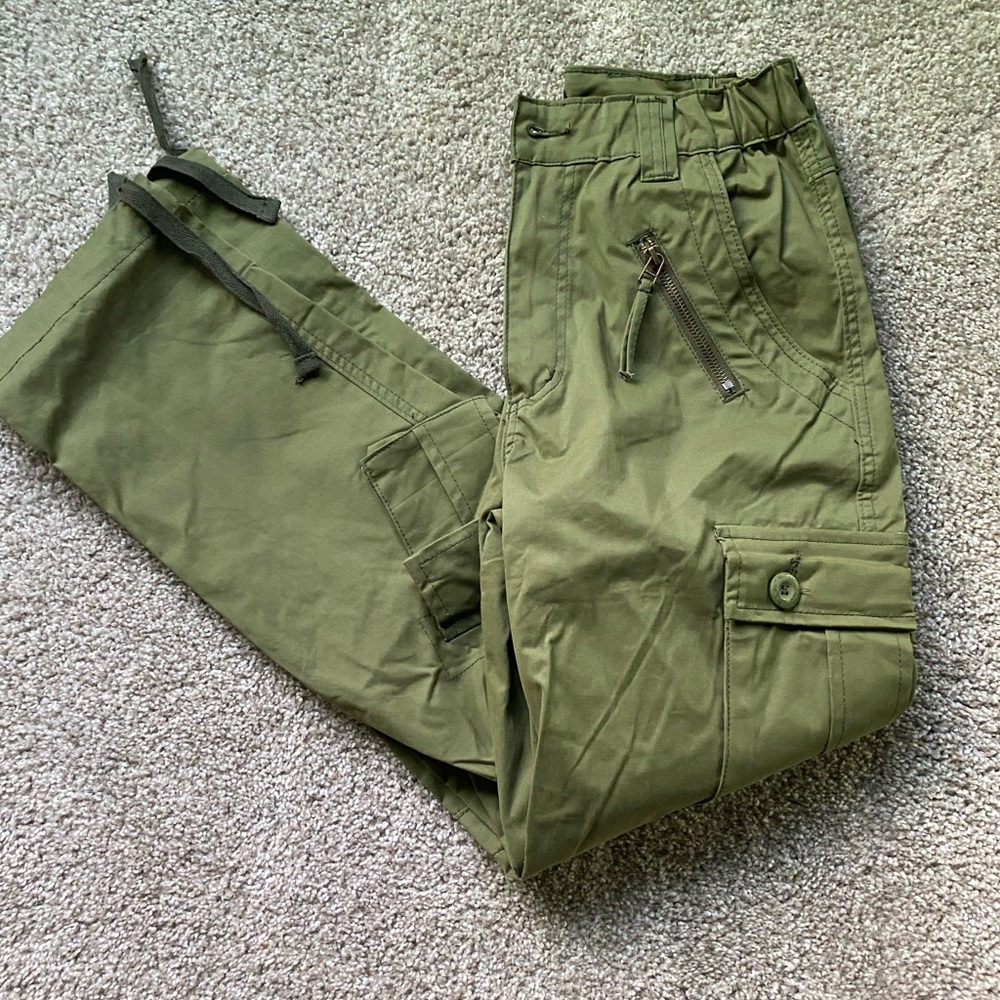 Green cargo pants